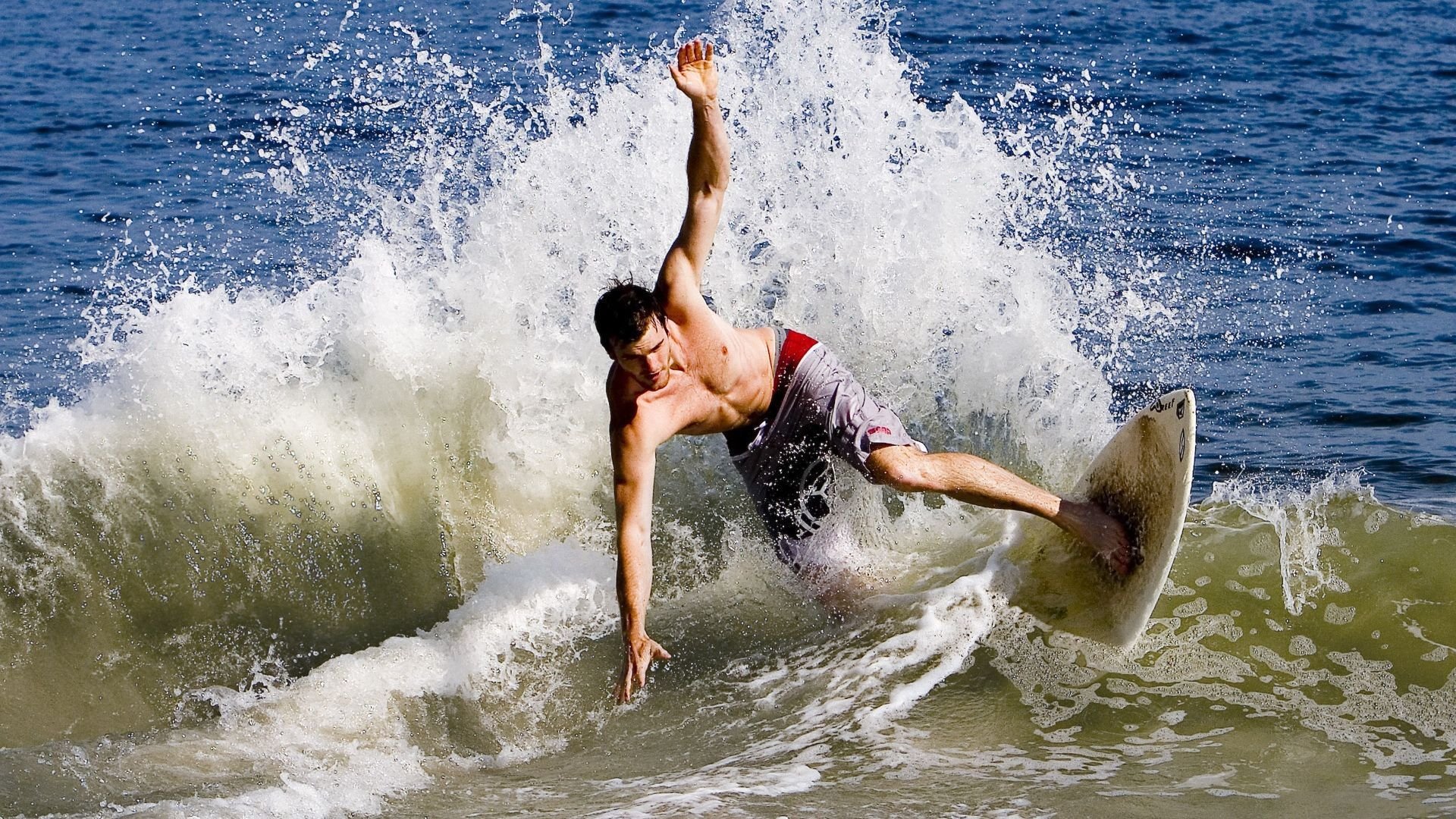 9游游戏官网-“神级”守门员：他们在欧冠中扮演的关键角色，欧洲足球守门员