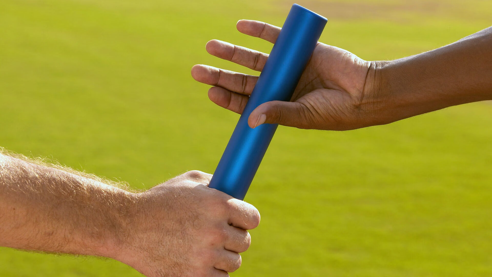 “青训学院落户多个城市，基层足球快速发展”，青训足球俱乐部怎么招生