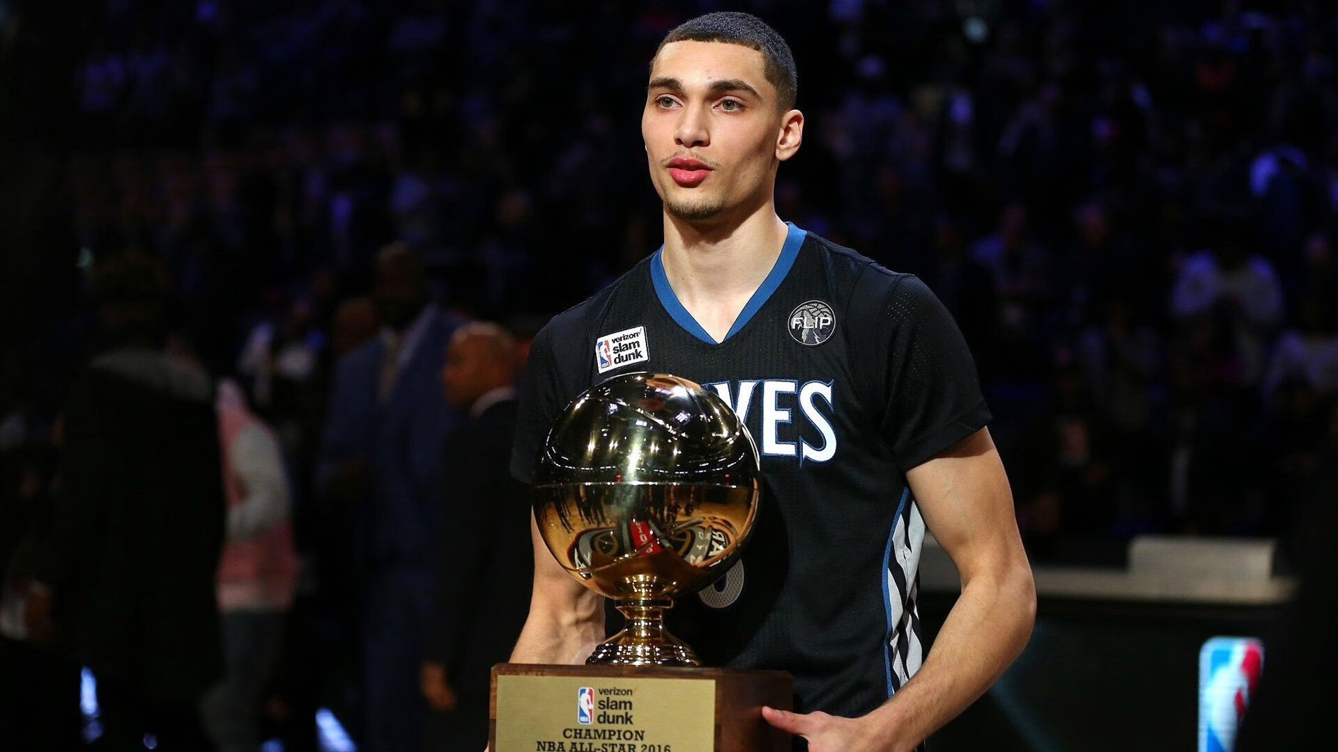 保利斯塔篮板球表现抢眼,保利尼奥 塔利斯卡